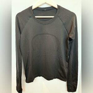 Lululemon Black Swiftly Tech Long-Sleeve Shirt *Waist Length Size 8
